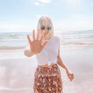 Meet your Posher, Rachel